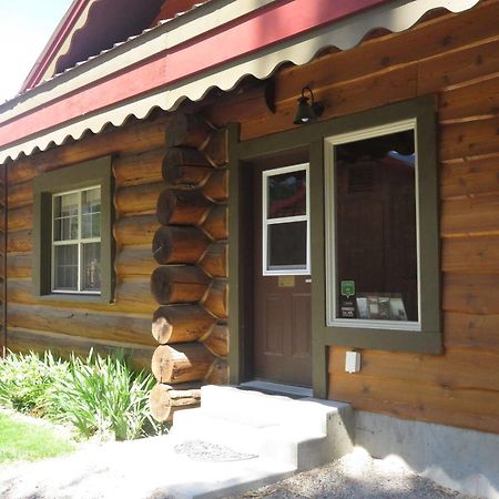 Historic Tamarack Lodge Hungry Horse Exterior photo