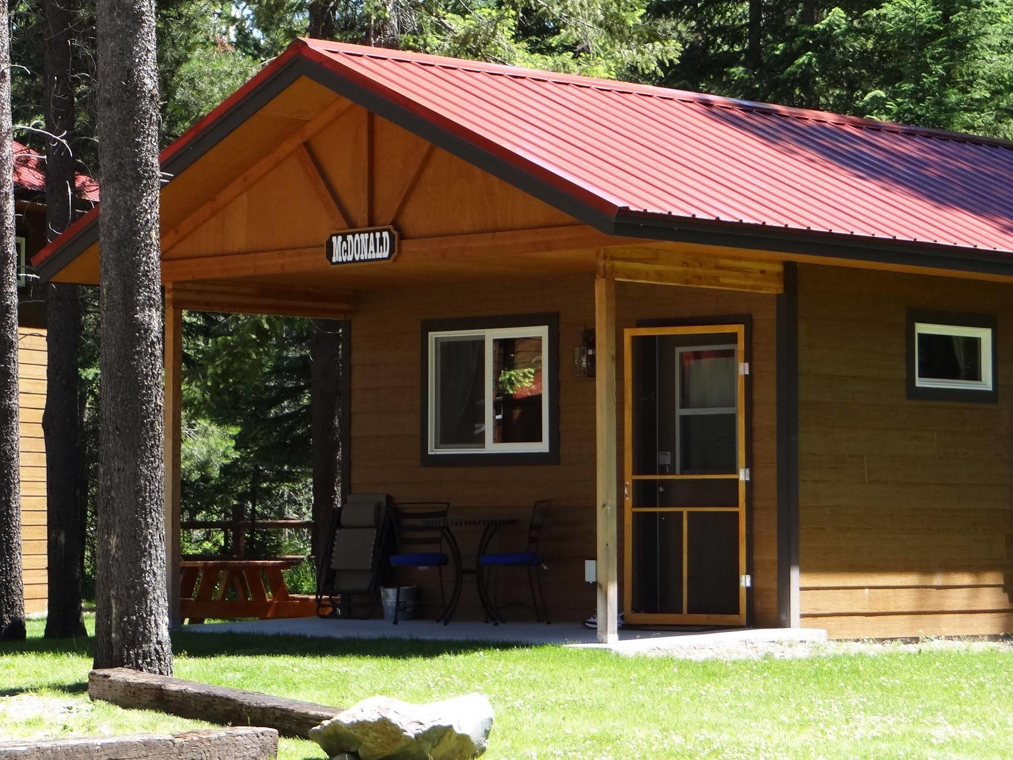 Historic Tamarack Lodge Hungry Horse Exterior photo